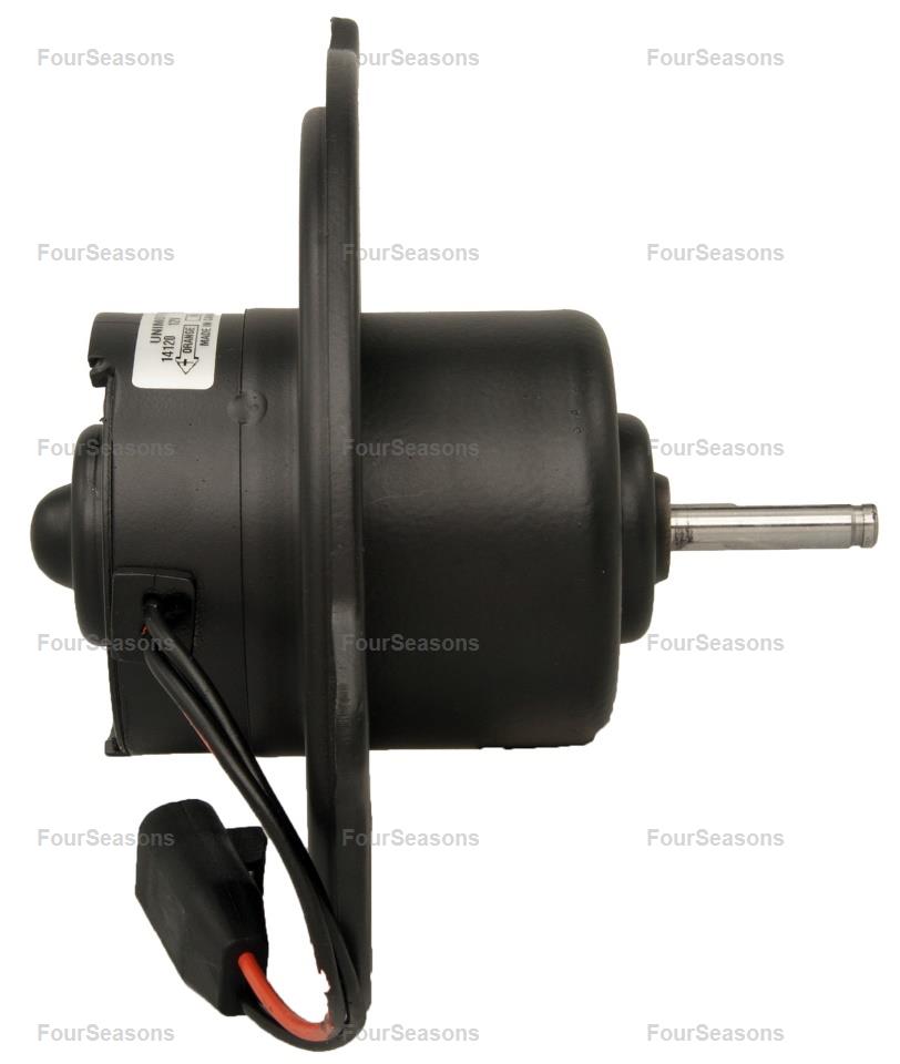 BWCH TAHOE 00-05 AUX          