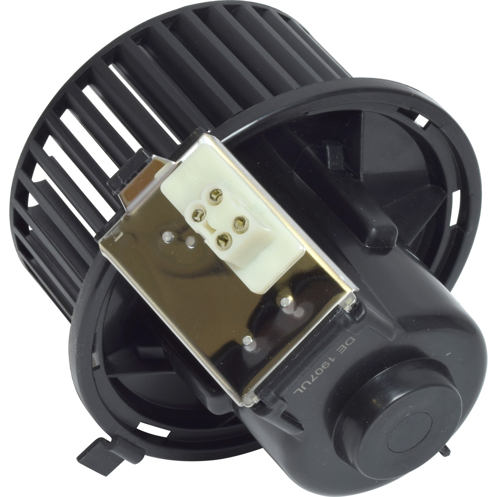 BWCR CARAVAN 96-00 AUX =      