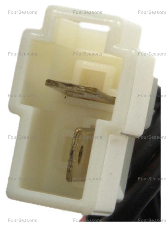 BWMI LANCER 02-05 MR568593 =  