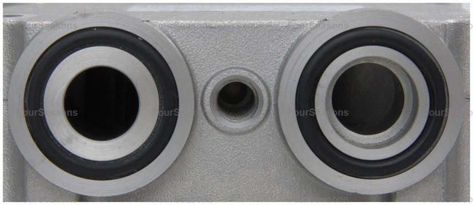 COFO ESCAPE 01-07 3.0 =       