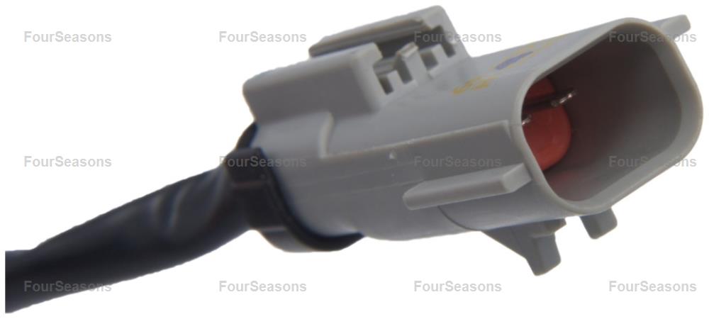 CHCR CARAVAN 01-03 2.4 W/O AUX