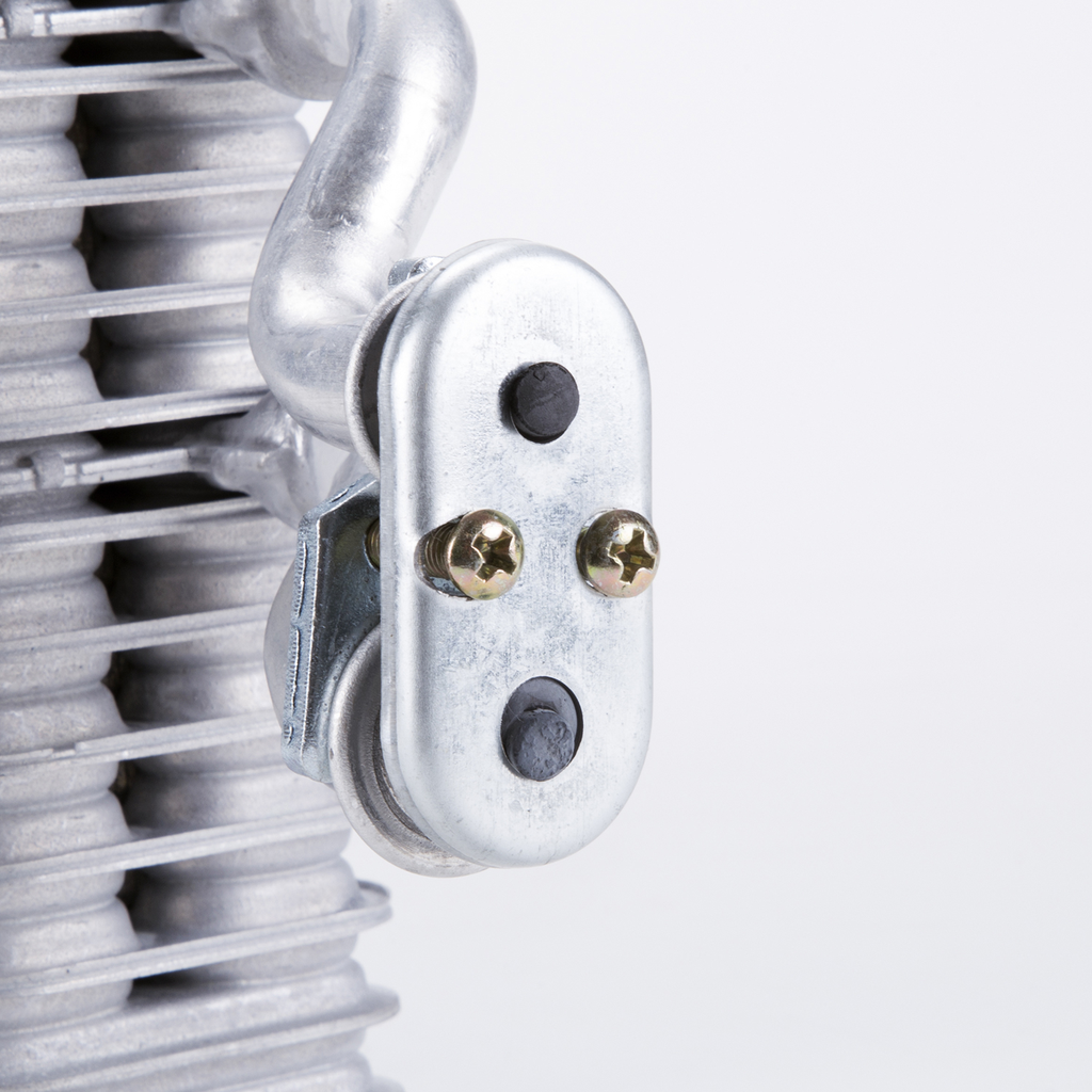 EVCH  ESCALADE 07-14=EV-939827PFC
