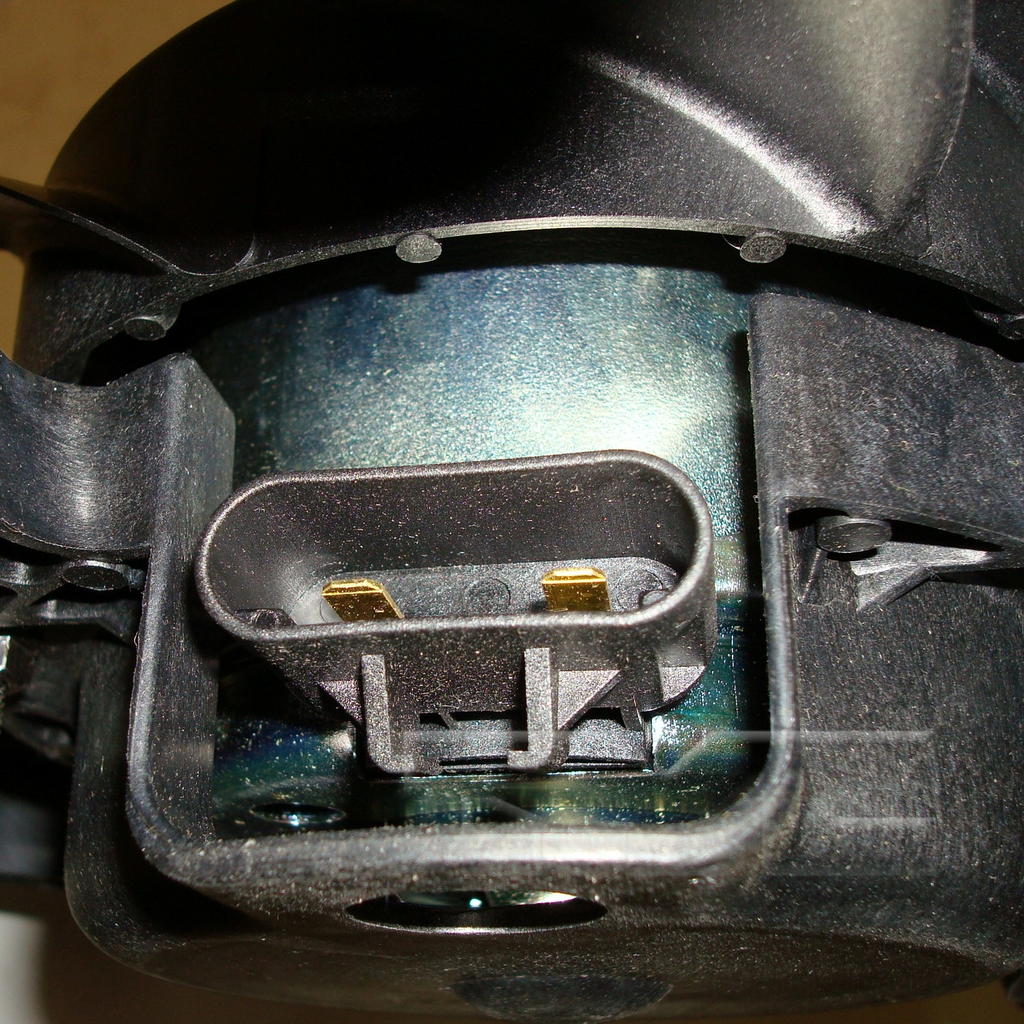FNFO ESCAPE 08-12 3.0L