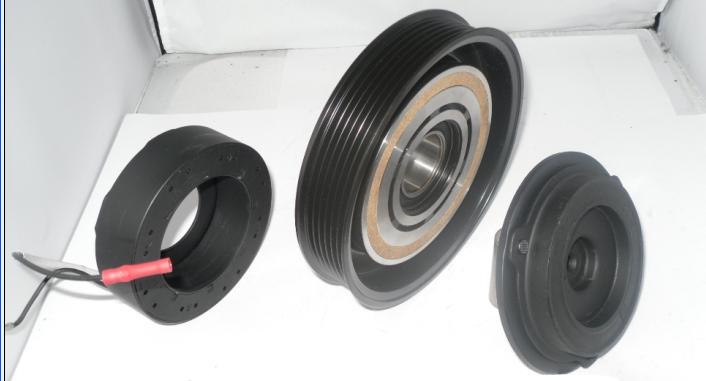 CHTO COROLLA 98-02 6PV (4437)=