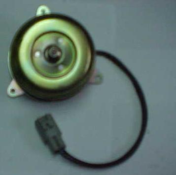 FNDE LANOS 98-02 MTR RAD L