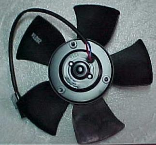 FNDE LANOS 98-02 MTR RAD RIGHT