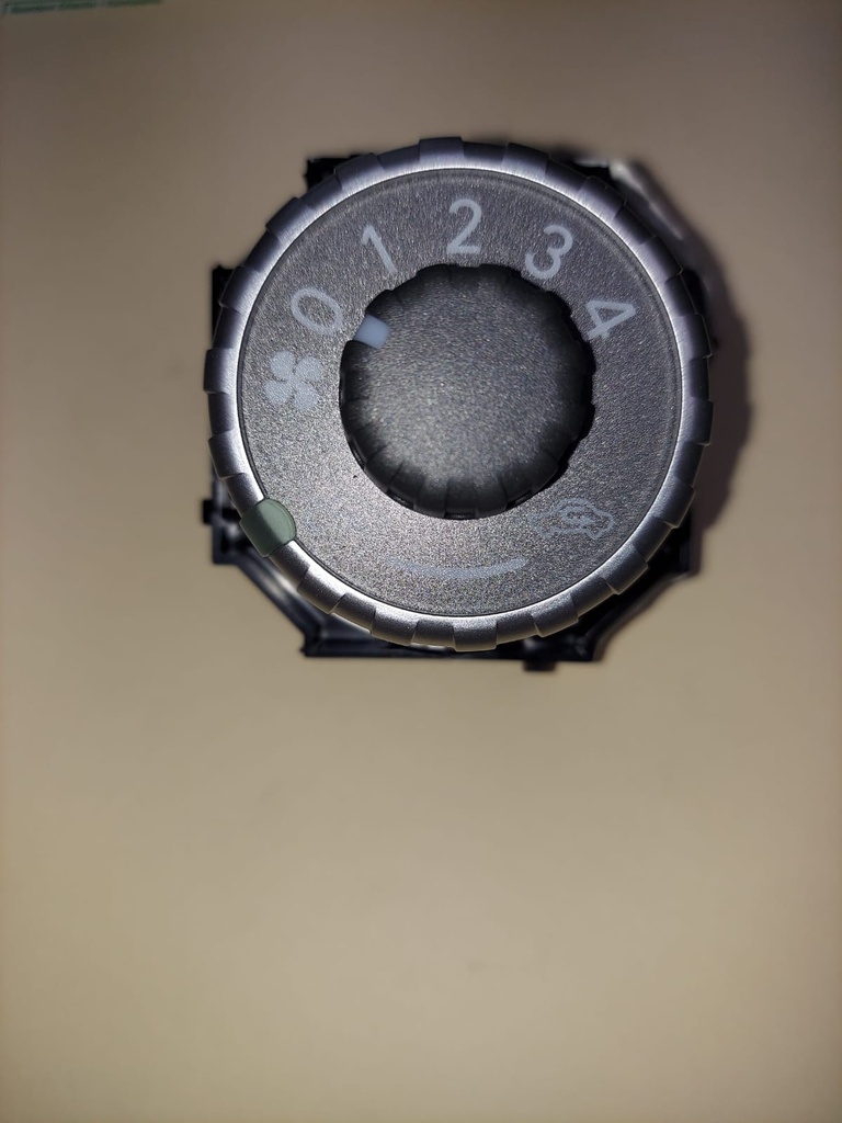SWTO YARIS 07-08 BW SW #1 TOY